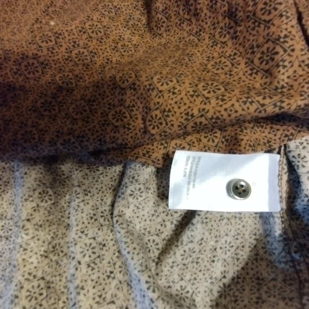 EUC Consequence Men's Brown Black Patterned Short Sleeve Button Down Shirt LG - Picture 2 of 5
